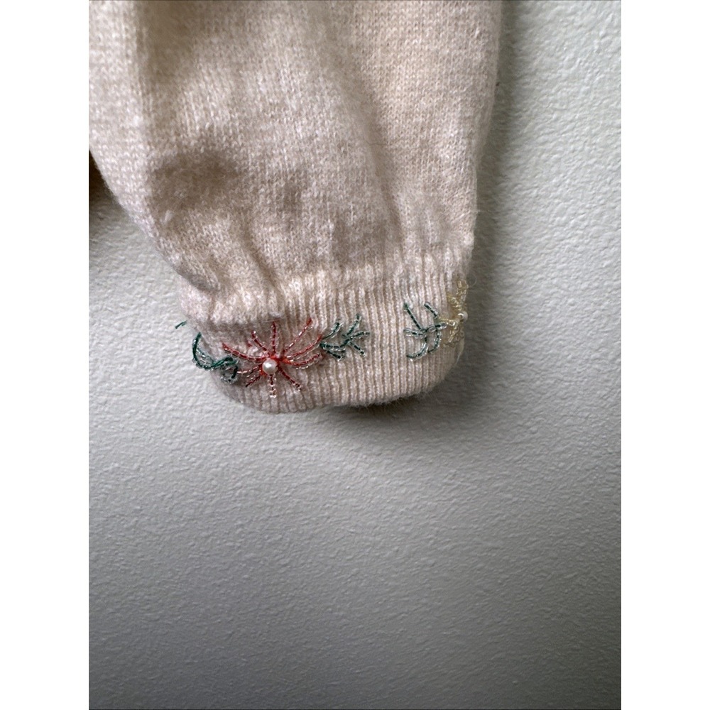 Vintage Hand Beaded Cardigan Sweater Size Small Medium 46 Floral Classic Knit‎ - Picture 5 of 16